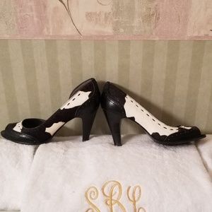 Bandolino cowhide heels